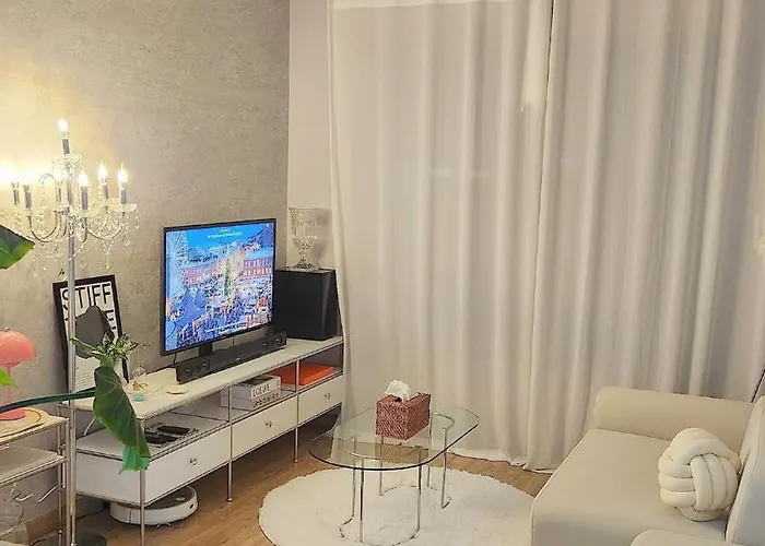 Arti Stay #2 - Pet Friendly - Two Room - Party Room - Sillim - Danggok Station - City View - Market Convenience Area - 3 Person